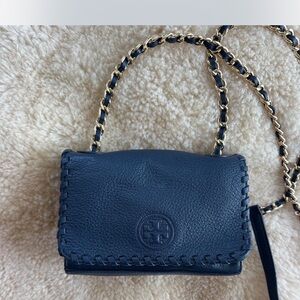 NWOT Tory Burch Shrunken Marion Crossbody in Navy